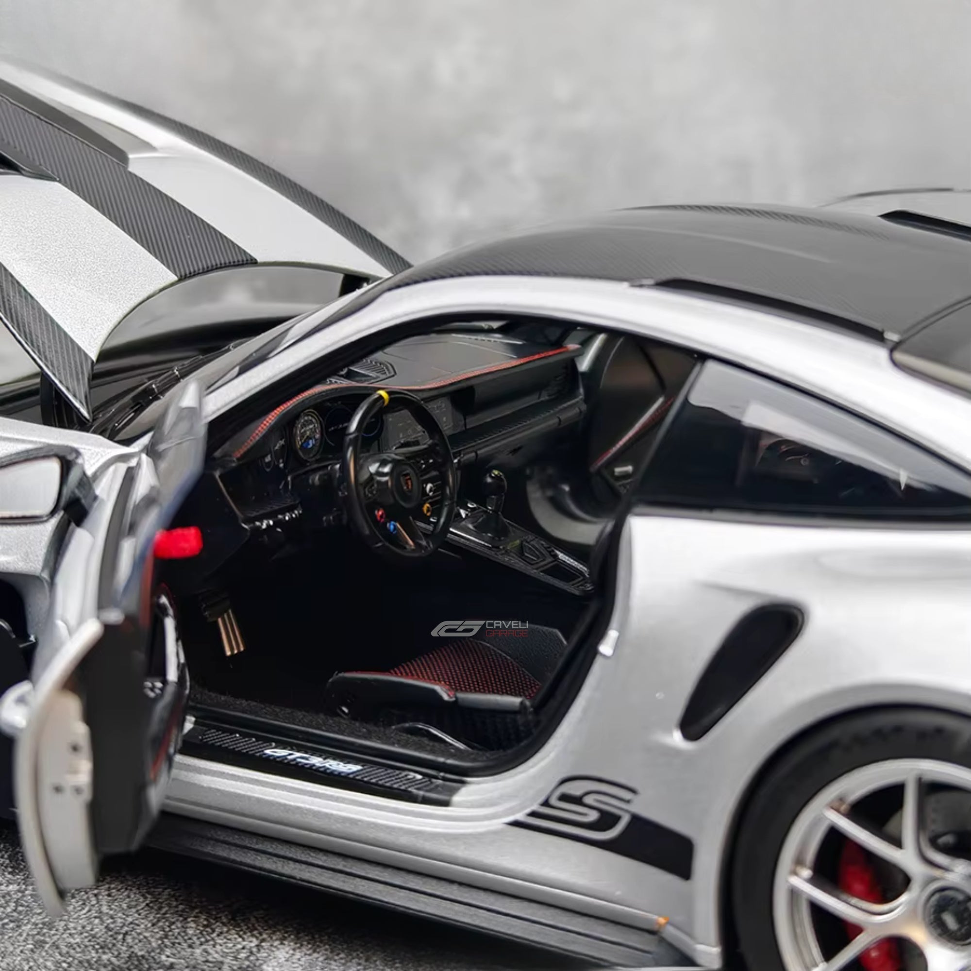 Norev Porsche 911 GT3 RS 2022 1:18 Diecast Metal Colecionável