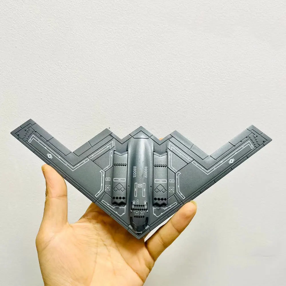 Miniatura Avião Bombardeiro B-2 Spirit Ghost – Força Aérea dos EUA - Escala 1:200